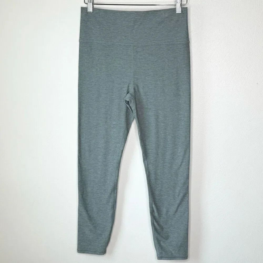 Vuori Clean Elevation Dreamknit Heathered Slate Blue Leggings - Women’s US L